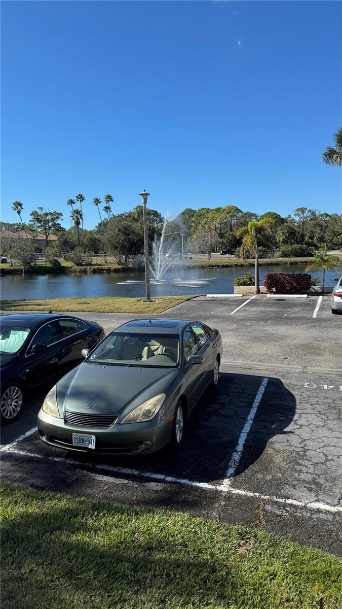 Image 3 of 16 For 4640 Weybridge  12