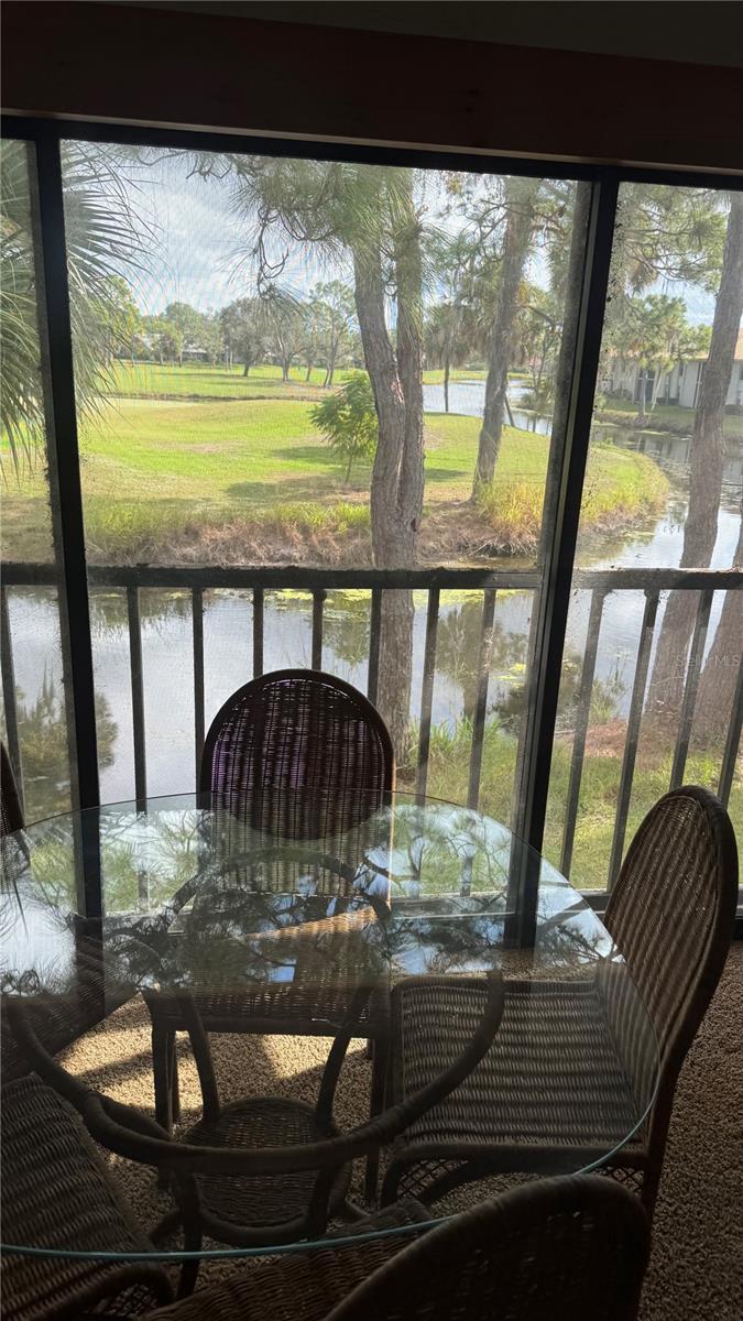 Image 7 of 16 For 4640 Weybridge  12