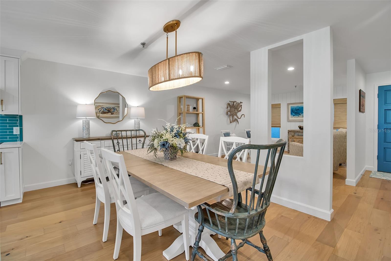 Image 14 of 75 For 2123 Harbourside Drive 903