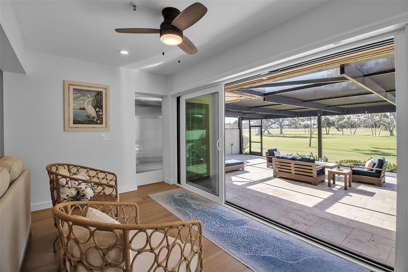 Image 27 of 75 For 2123 Harbourside Drive 903