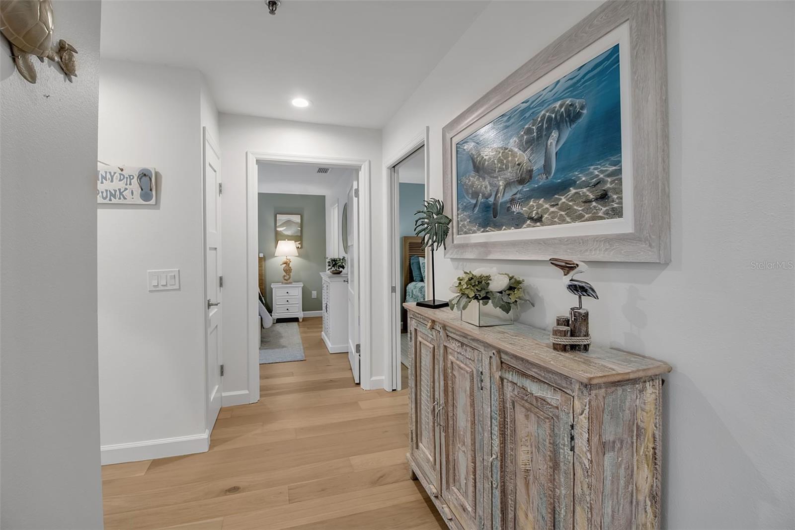 Image 47 of 75 For 2123 Harbourside Drive 903