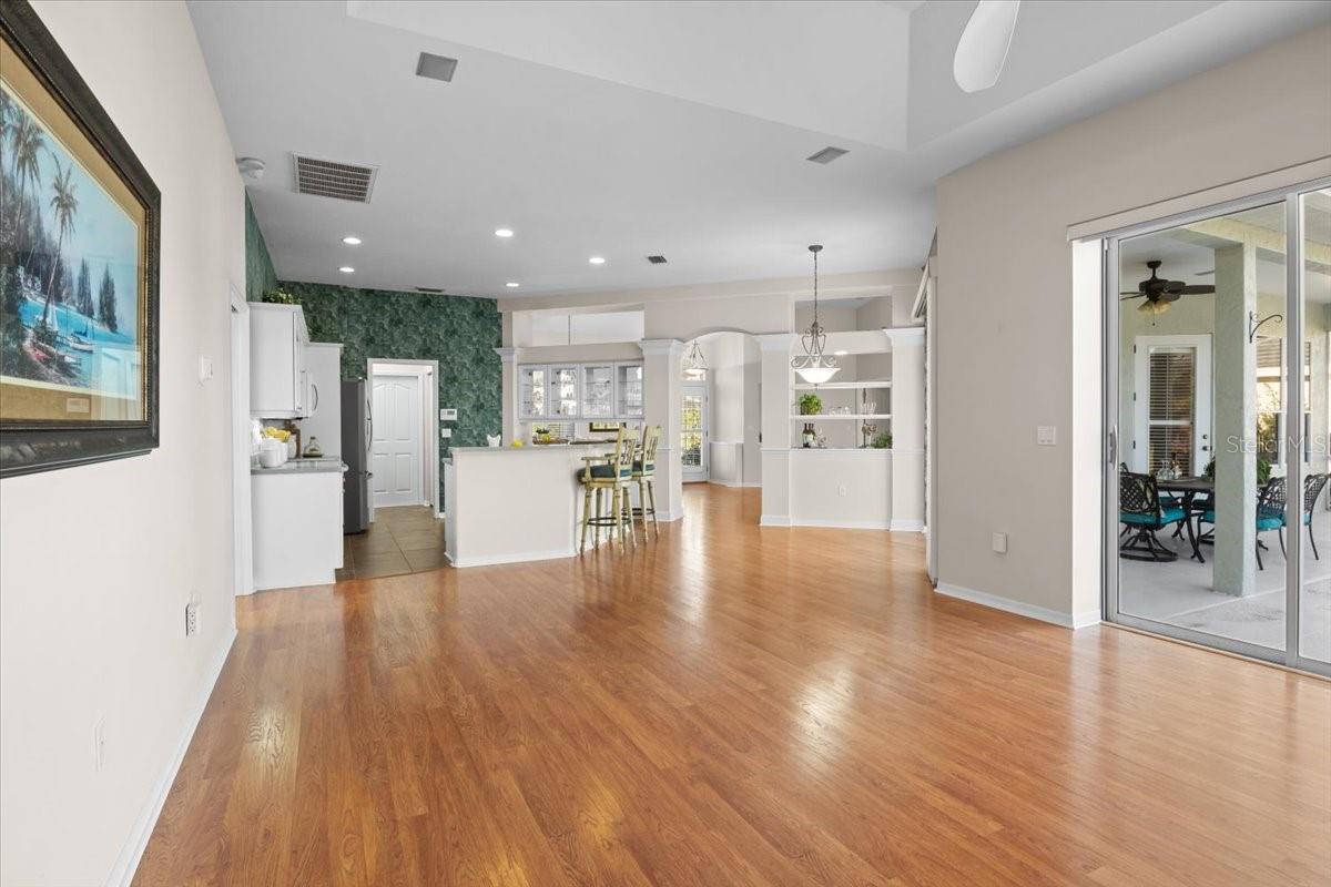 Image 17 of 85 For 3522 Little Country Road