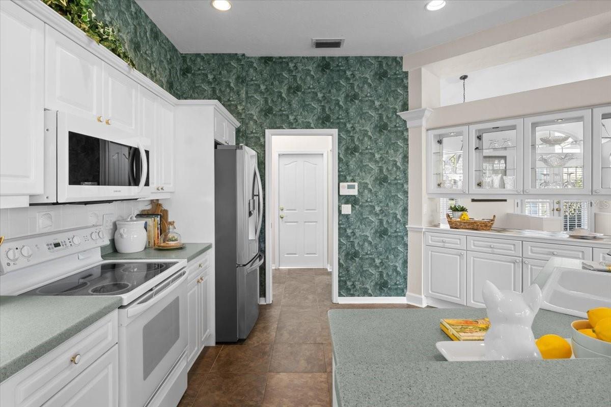 Image 19 of 85 For 3522 Little Country Road