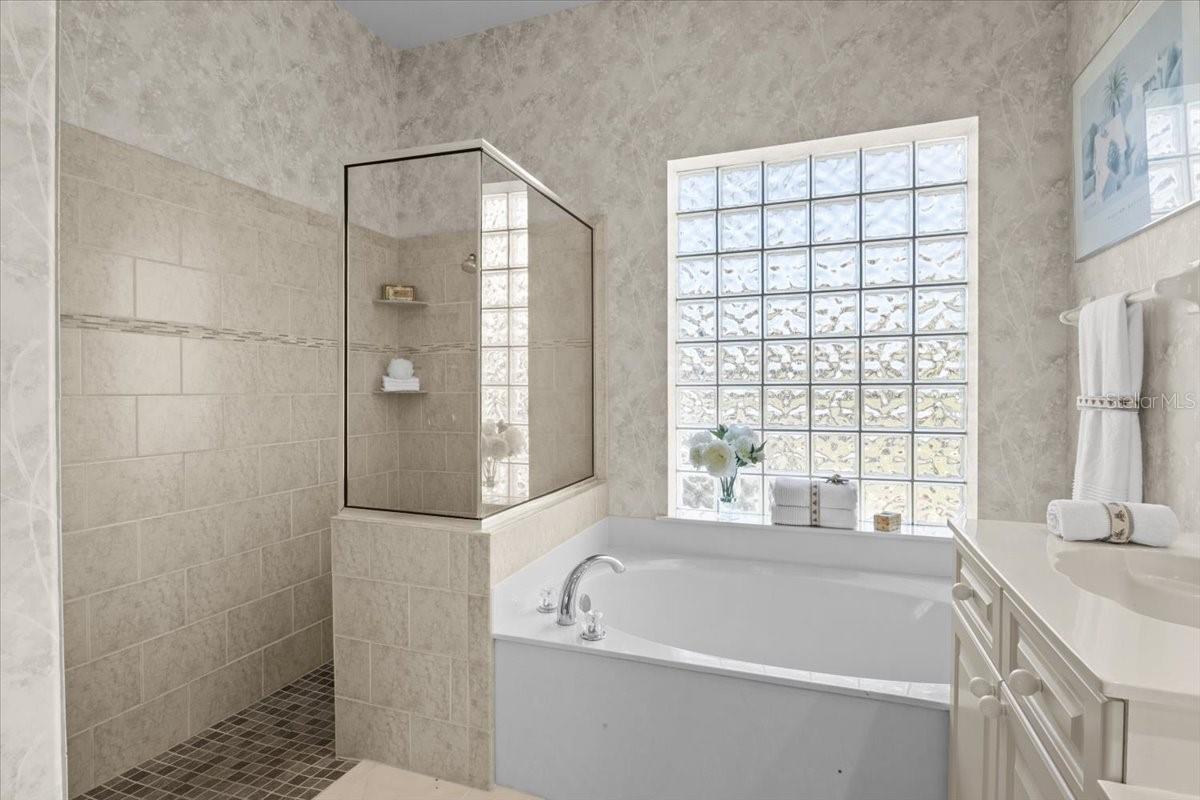 Image 30 of 85 For 3522 Little Country Road