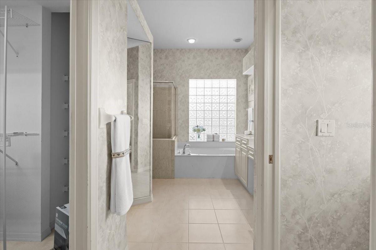 Image 32 of 85 For 3522 Little Country Road