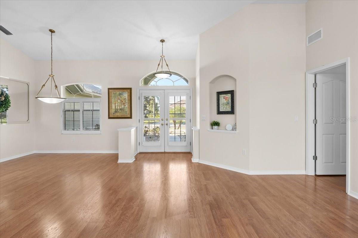 Image 8 of 85 For 3522 Little Country Road