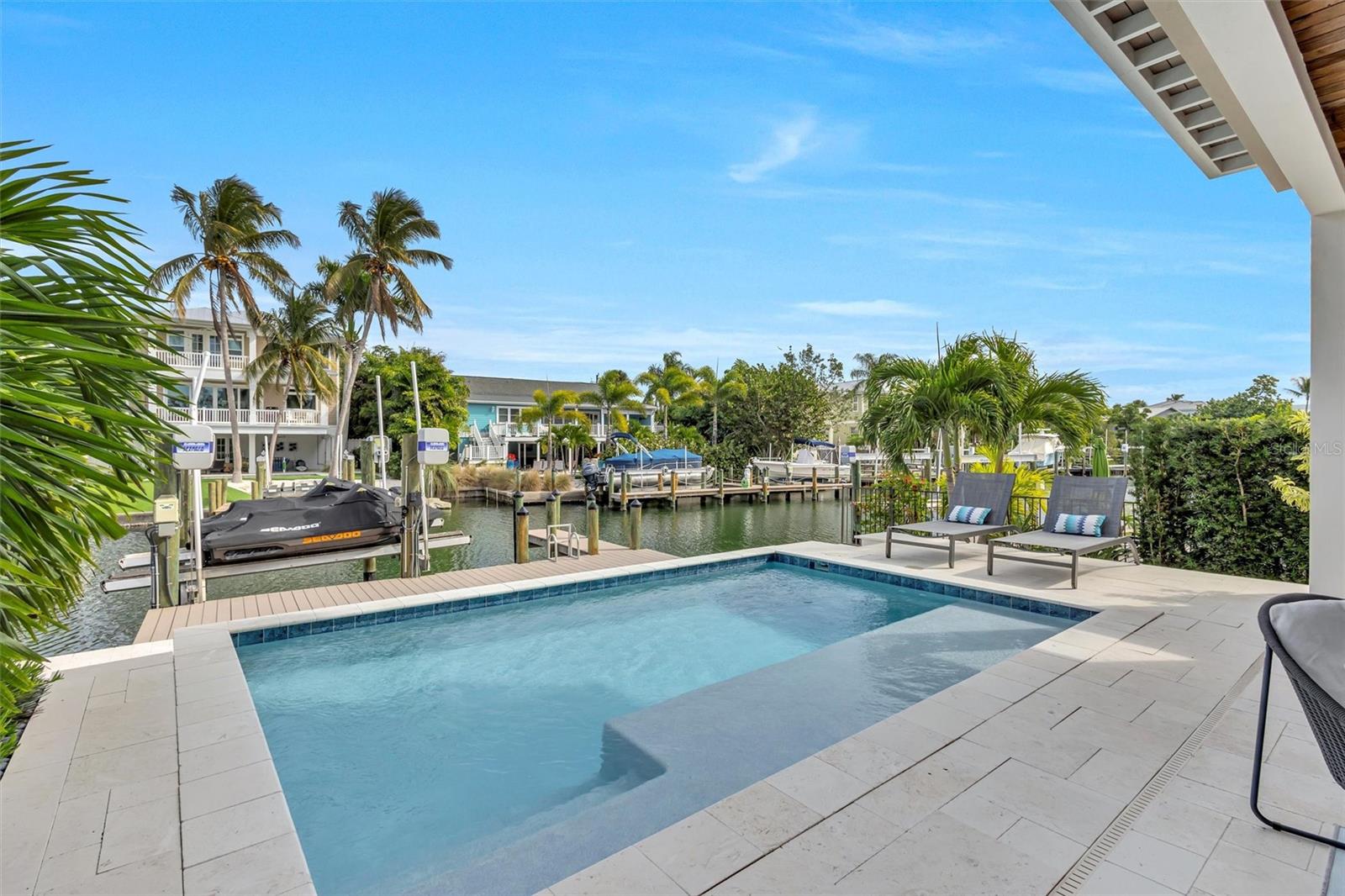 Image 21 of 79 For 4881 Oxford Drive