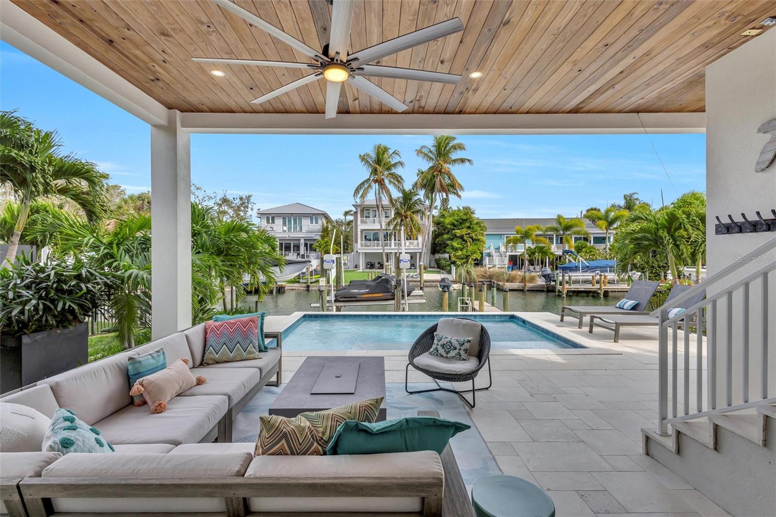 Image 25 of 79 For 4881 Oxford Drive