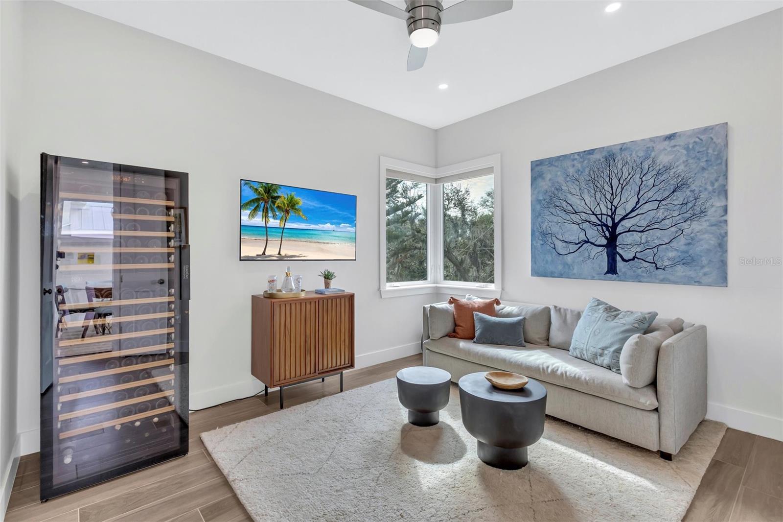 Image 35 of 79 For 4881 Oxford Drive