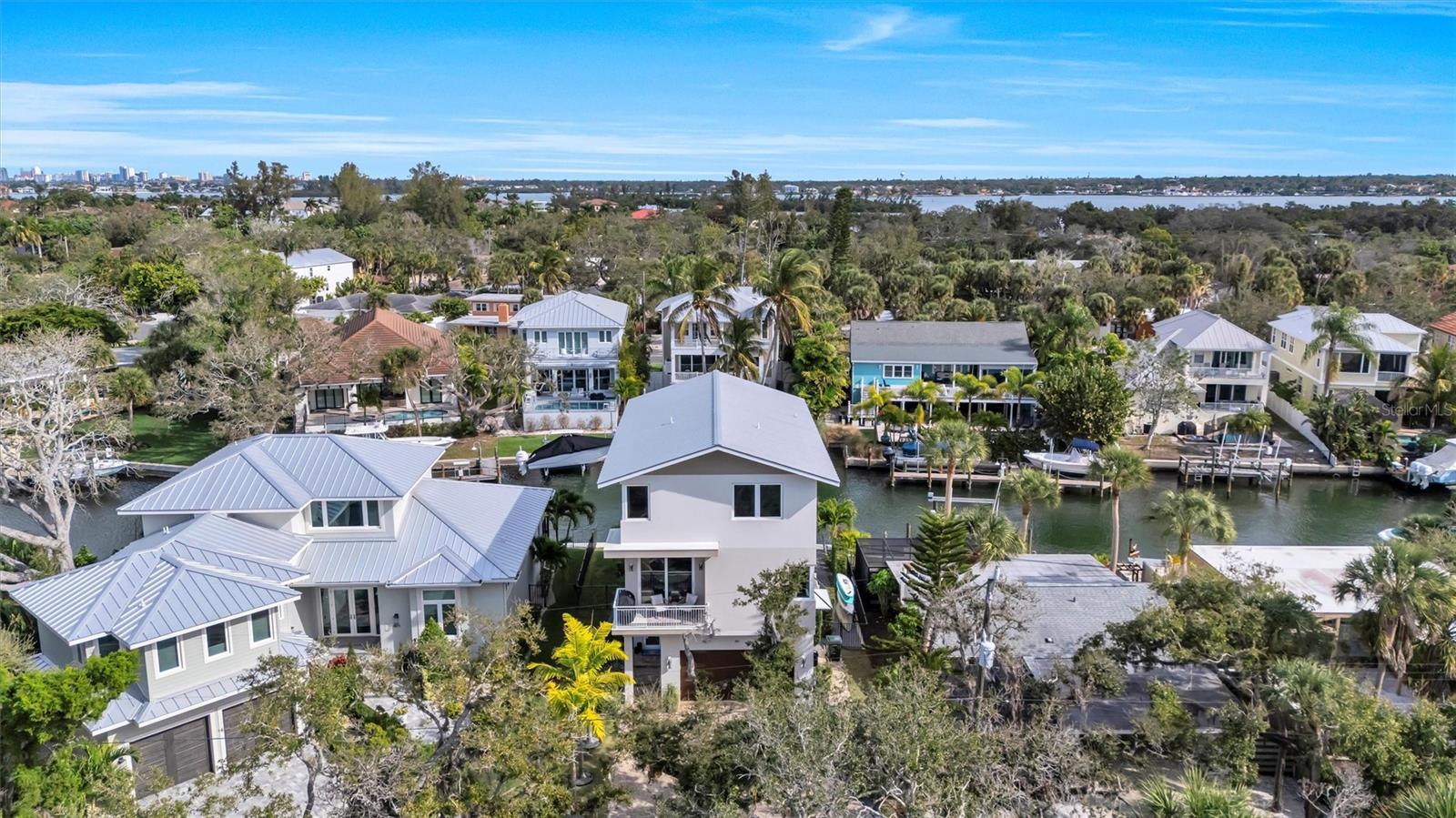 Image 4 of 79 For 4881 Oxford Drive