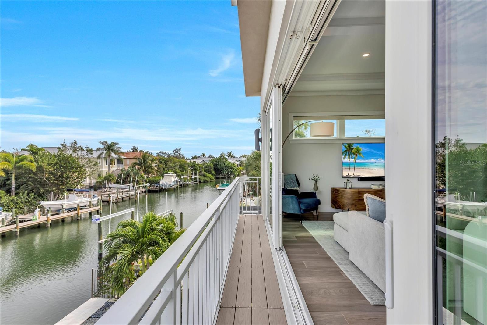 Image 55 of 79 For 4881 Oxford Drive