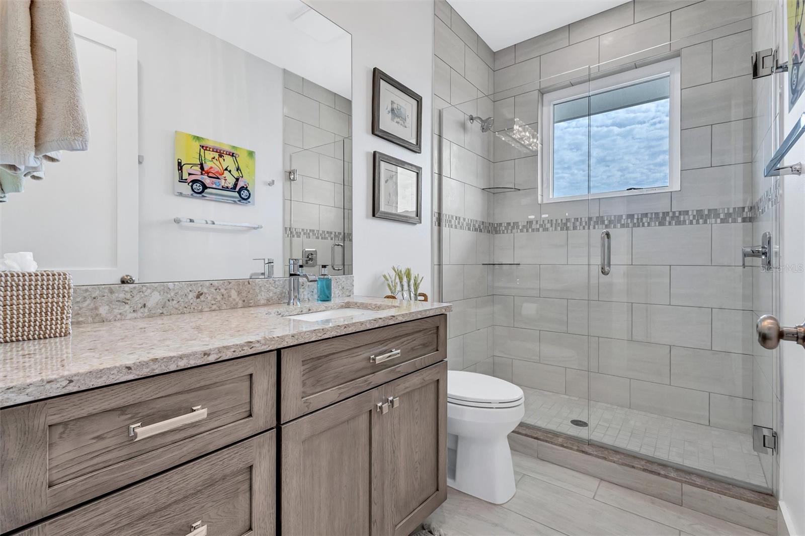 Image 57 of 79 For 4881 Oxford Drive