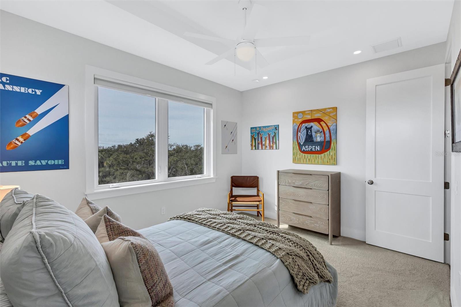 Image 60 of 79 For 4881 Oxford Drive