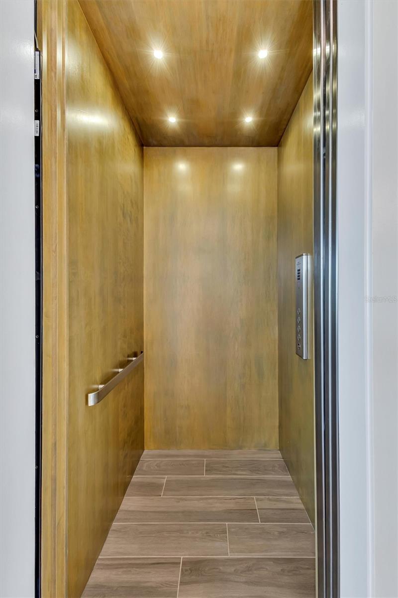 Image 77 of 79 For 4881 Oxford Drive