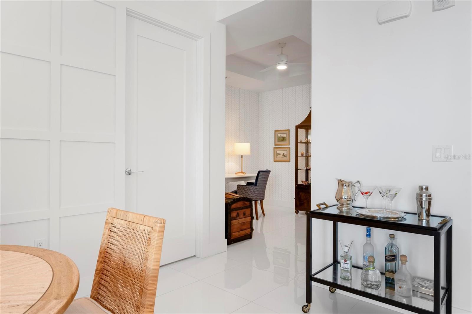 Image 12 of 58 For 111 Pineapple Avenue 719