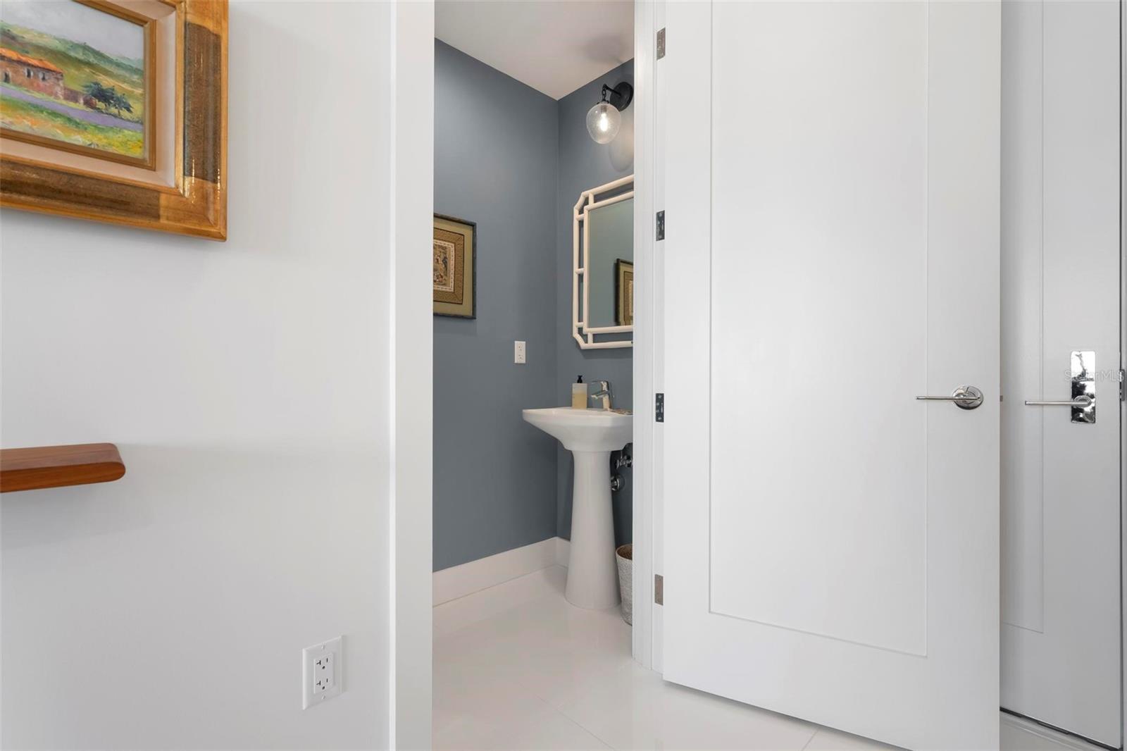 Image 15 of 58 For 111 Pineapple Avenue 719