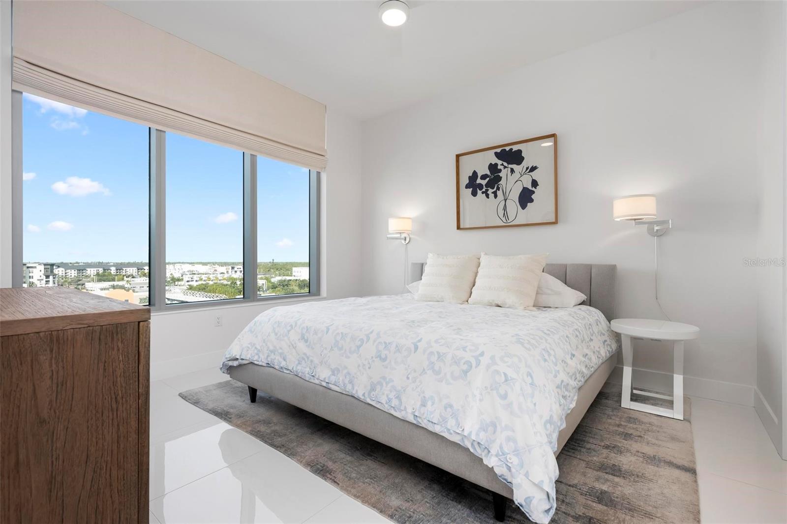 Image 17 of 58 For 111 Pineapple Avenue 719