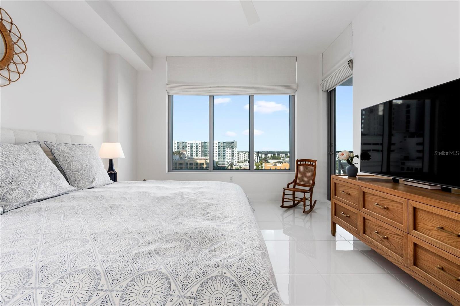 Image 25 of 58 For 111 Pineapple Avenue 719