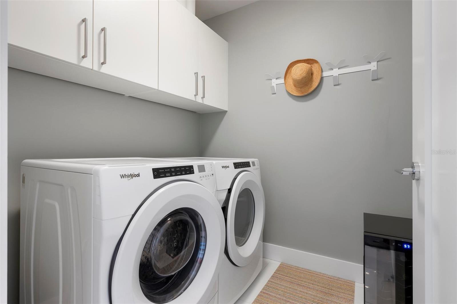 Image 34 of 58 For 111 Pineapple Avenue 719