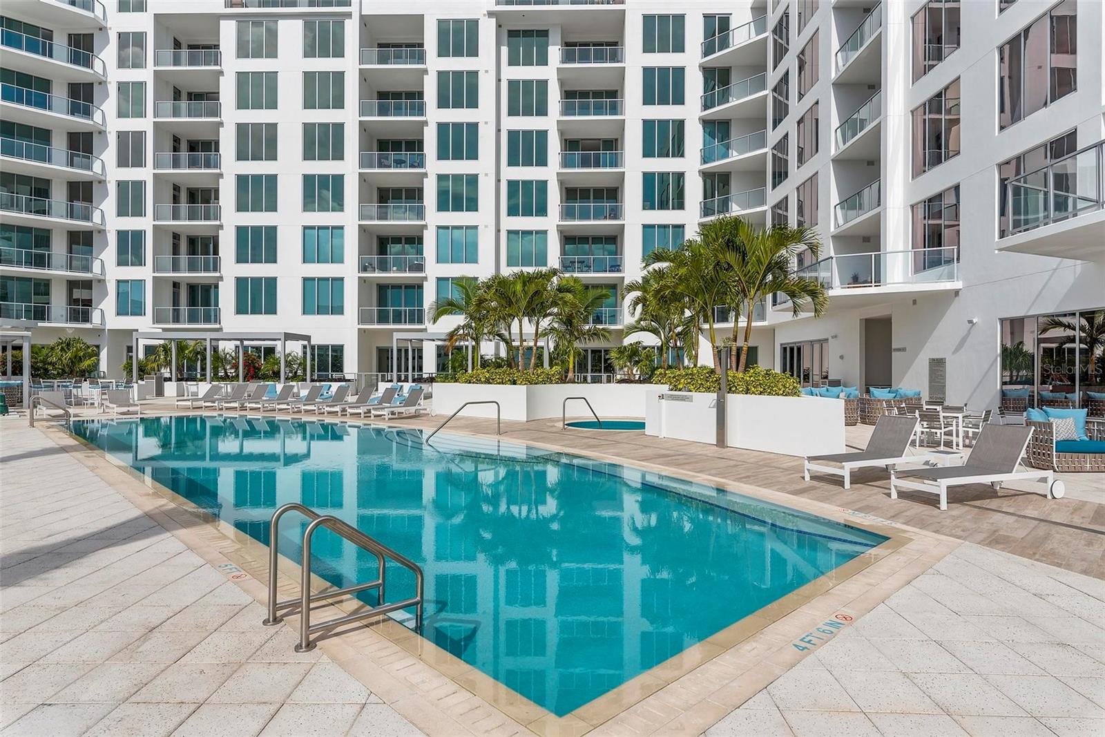 Image 36 of 58 For 111 Pineapple Avenue 719