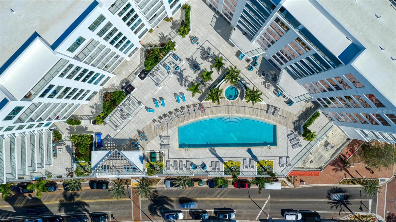 Image 42 of 58 For 111 Pineapple Avenue 719