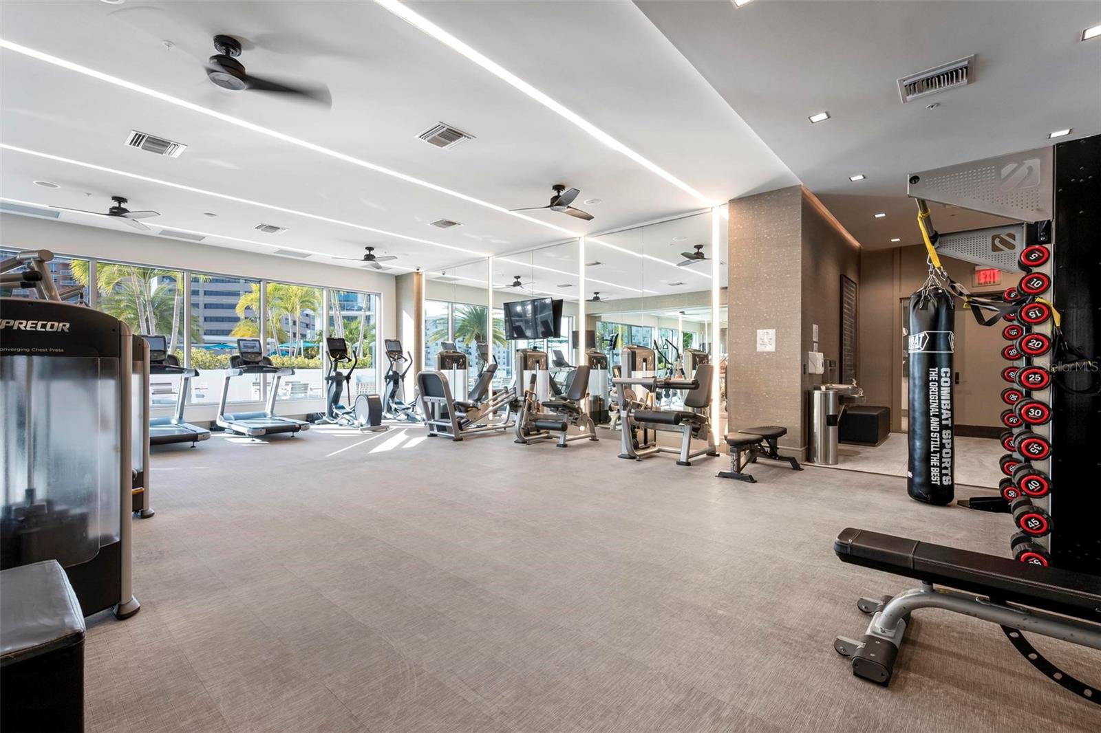 Image 47 of 58 For 111 Pineapple Avenue 719