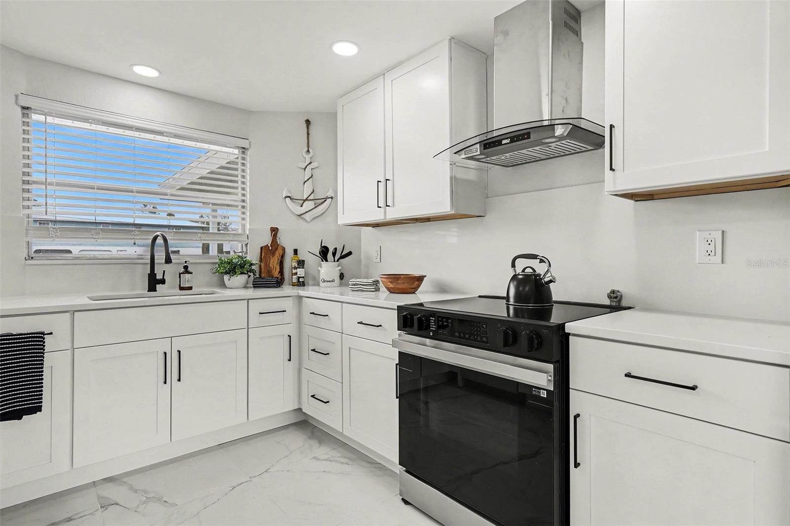 Image 10 of 19 For 3911 118th Street W