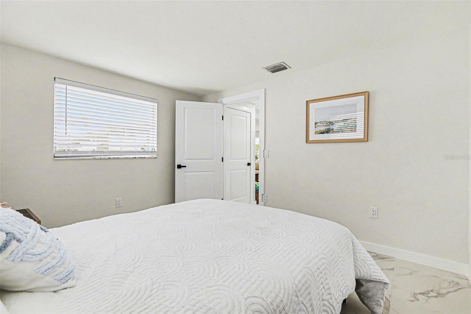 Image 15 of 19 For 3911 118th Street W