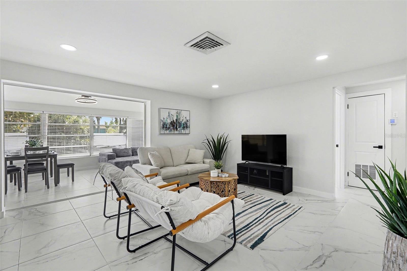 Image 3 of 19 For 3911 118th Street W