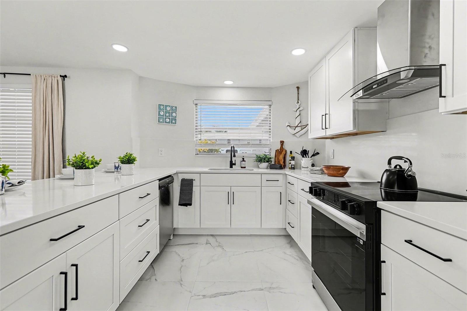 Image 9 of 19 For 3911 118th Street W