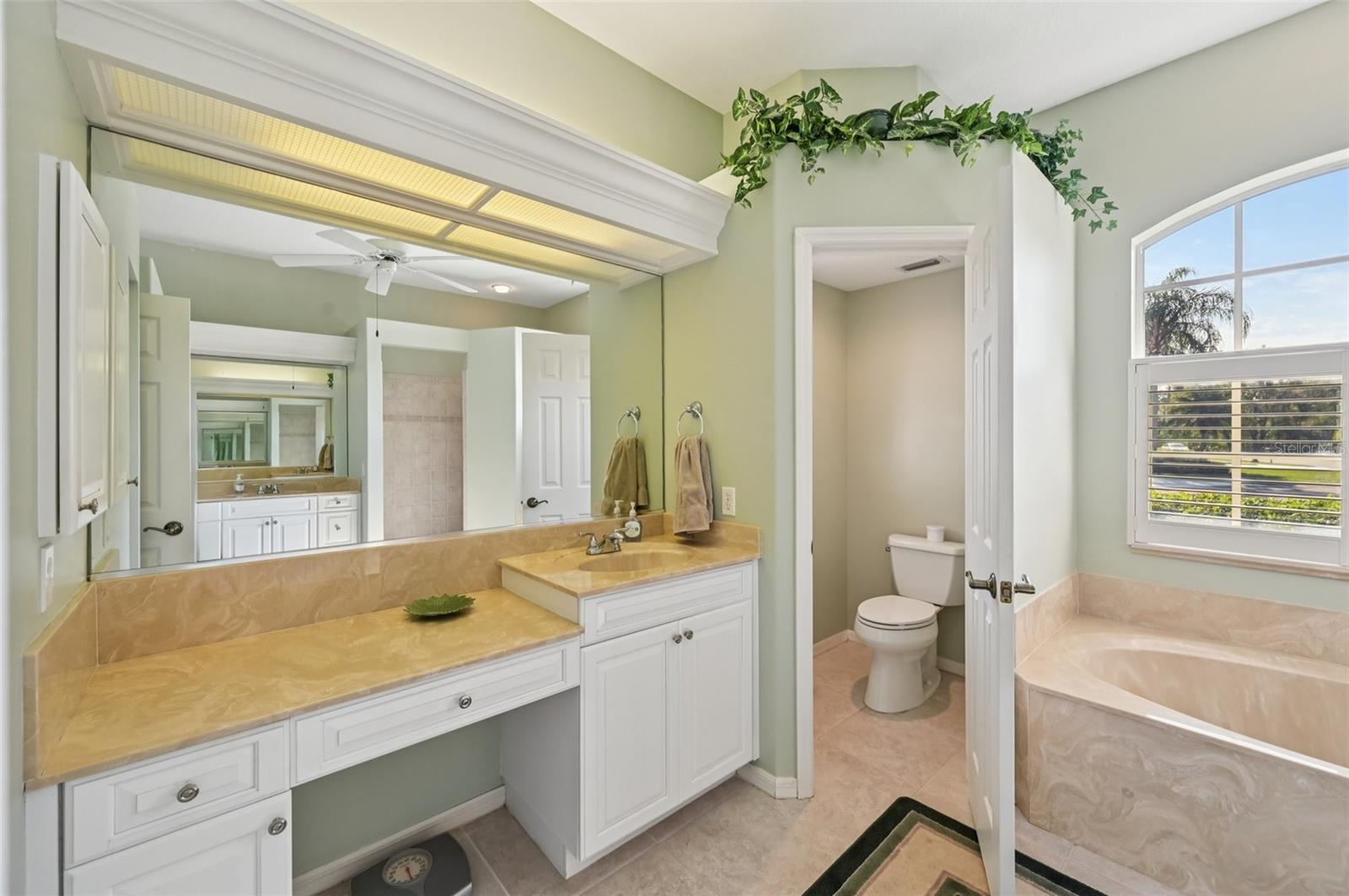 Image 24 of 66 For 514 Summerfield Way