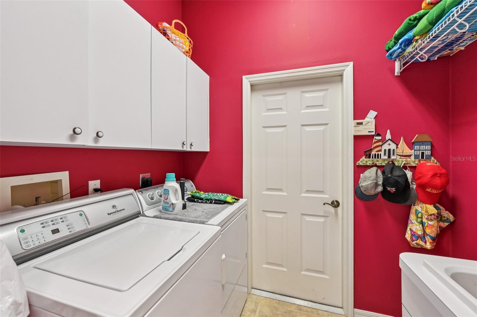 Image 26 of 66 For 514 Summerfield Way