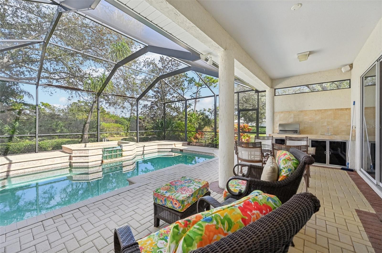 Image 35 of 66 For 514 Summerfield Way