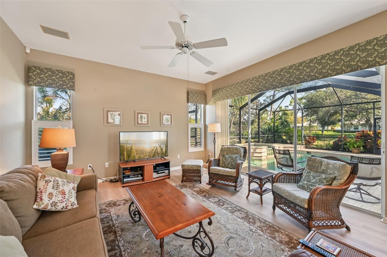 Image 6 of 66 For 514 Summerfield Way