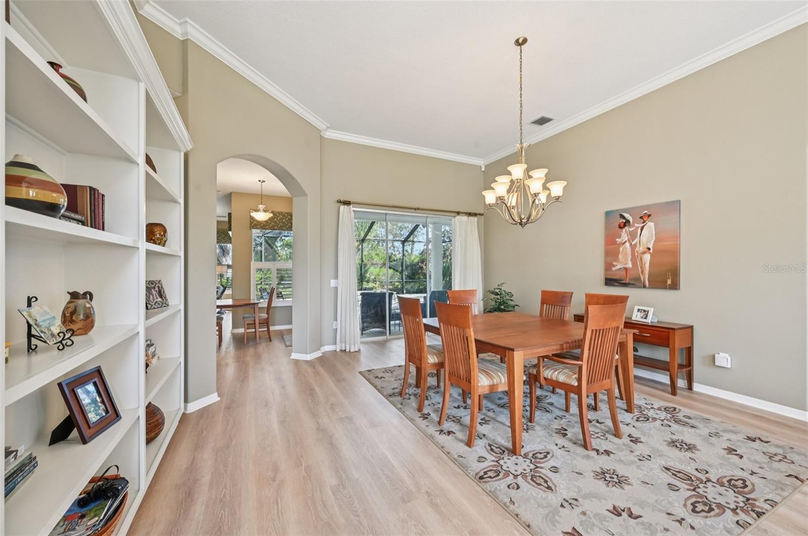 Image 9 of 66 For 514 Summerfield Way