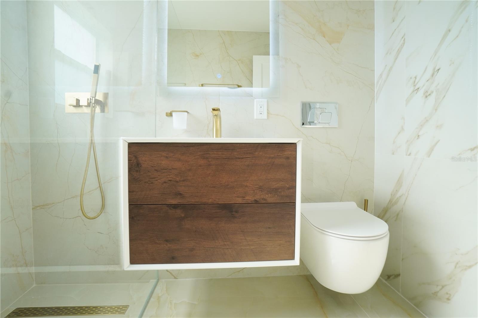 Image 23 of 44 For 6821 Marius Road