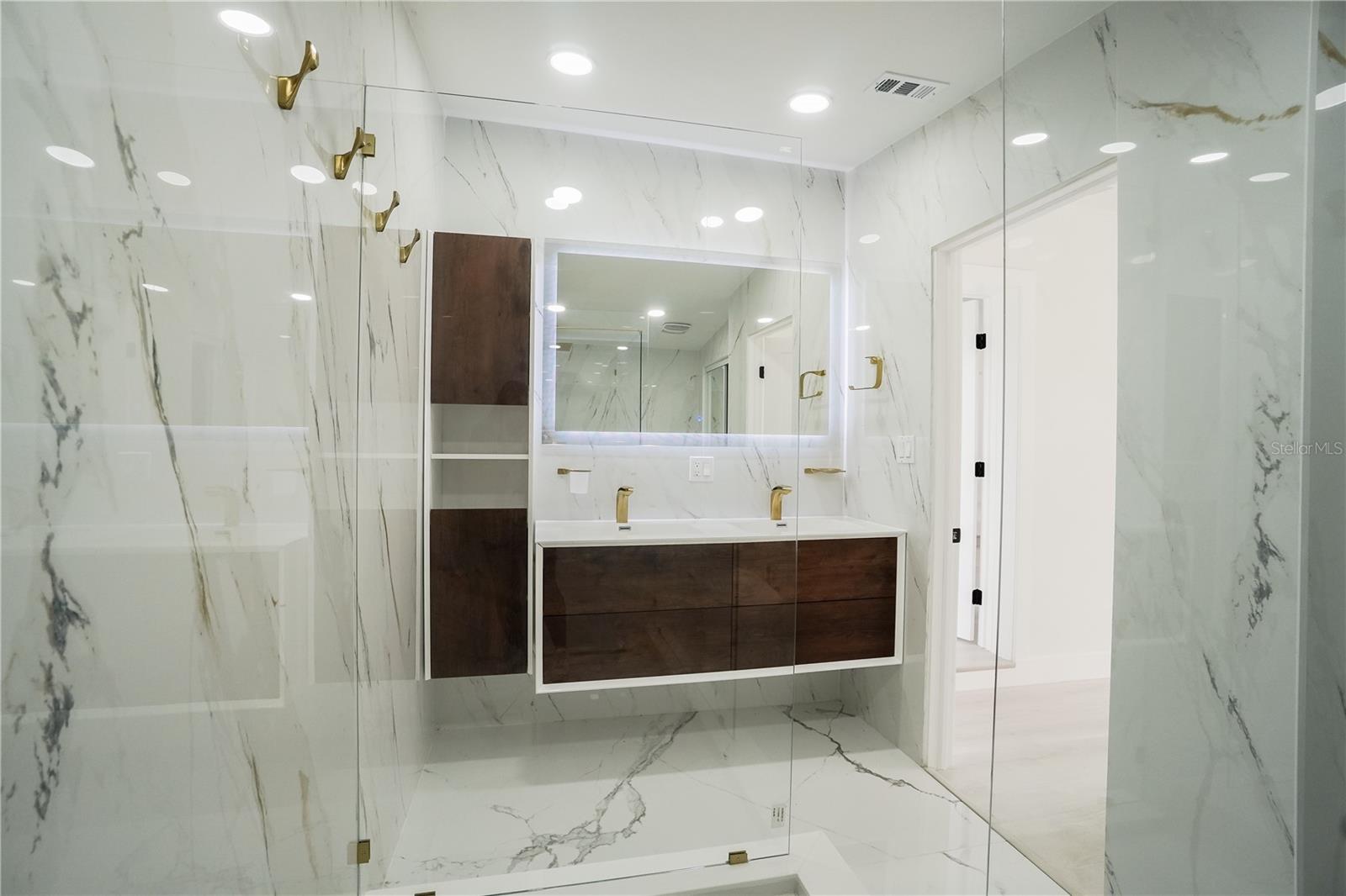 Image 34 of 44 For 6821 Marius Road