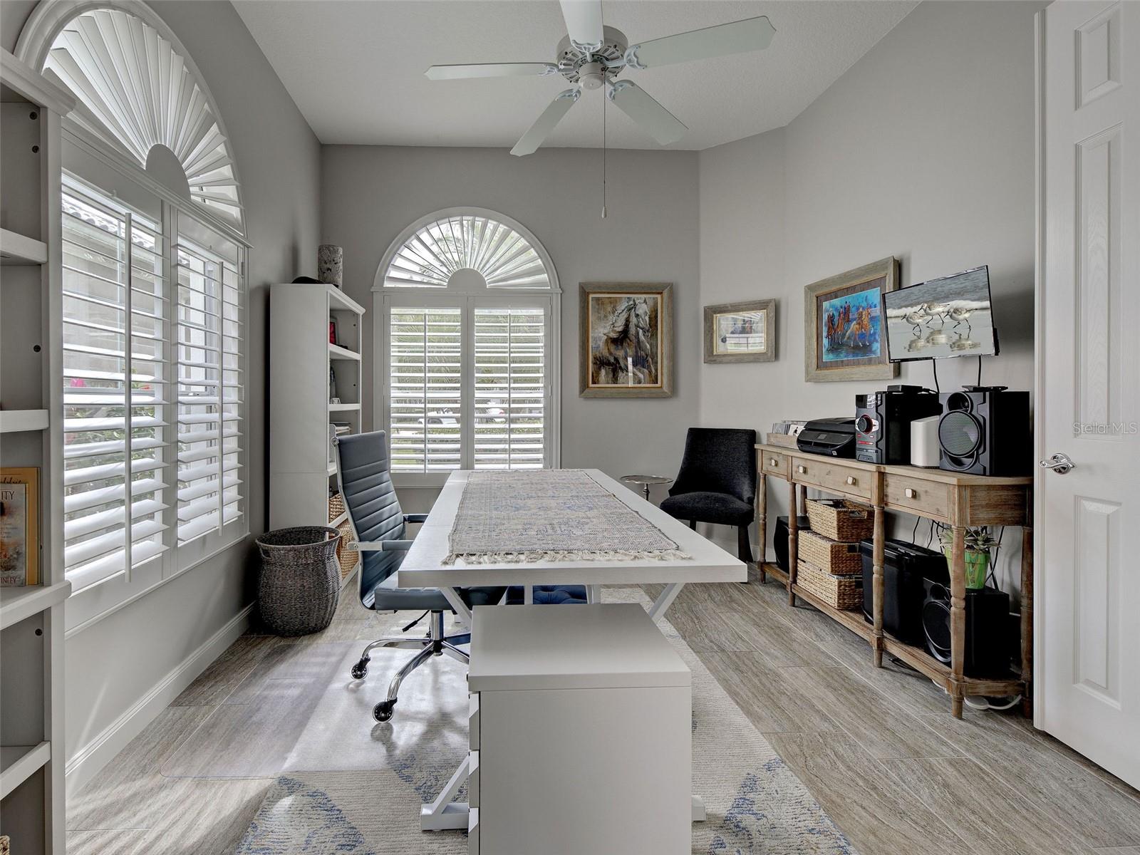 Image 9 of 70 For 13424 Coluccio Street