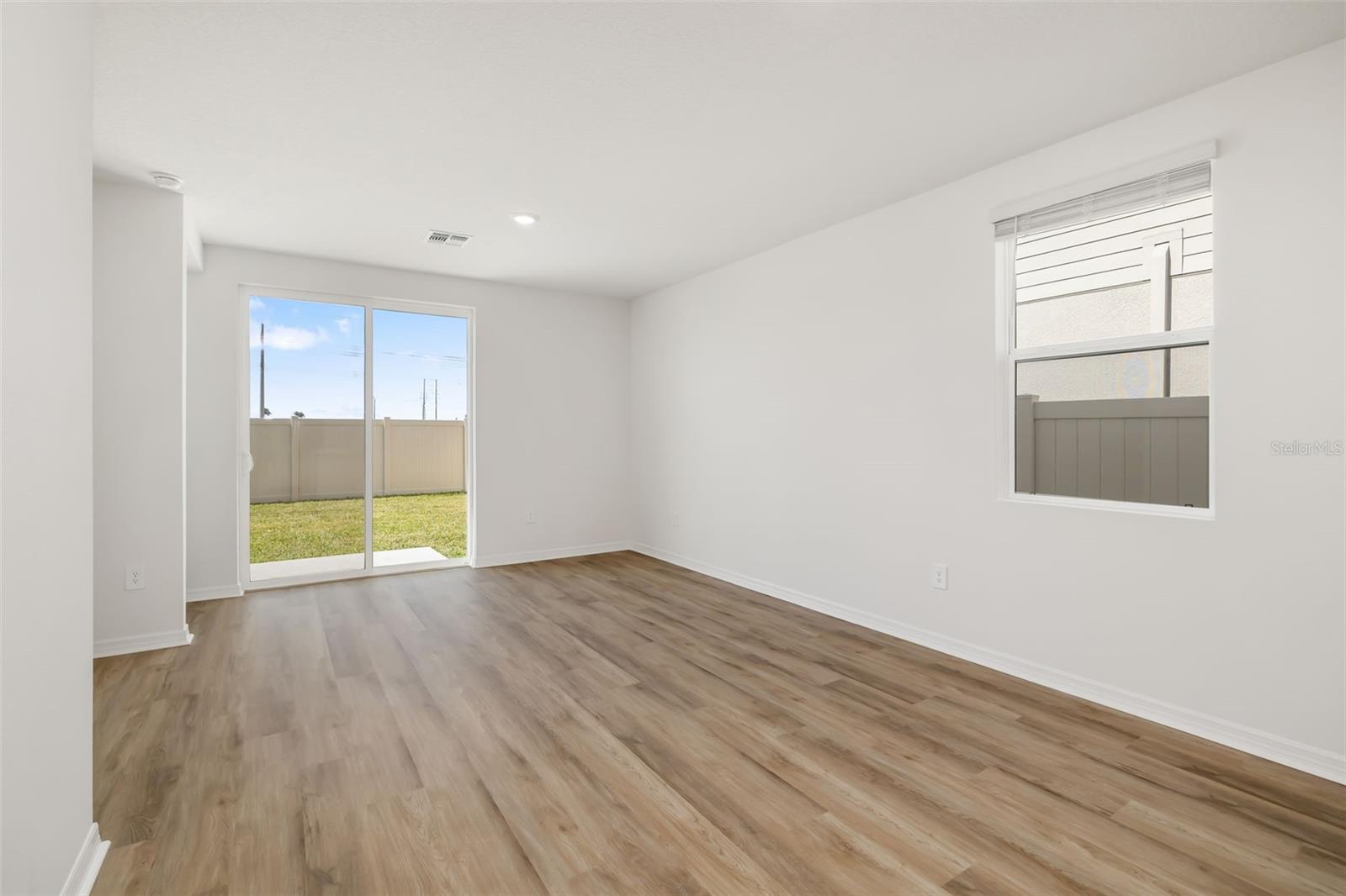 Image 25 of 53 For 11313 Bellewood Terrace