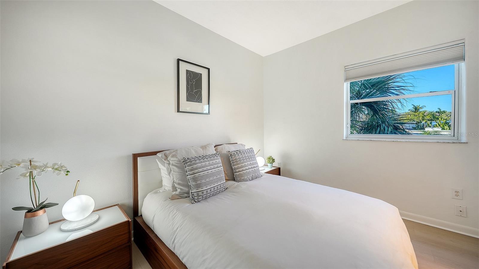 Image 14 of 38 For 1168 Westway Drive