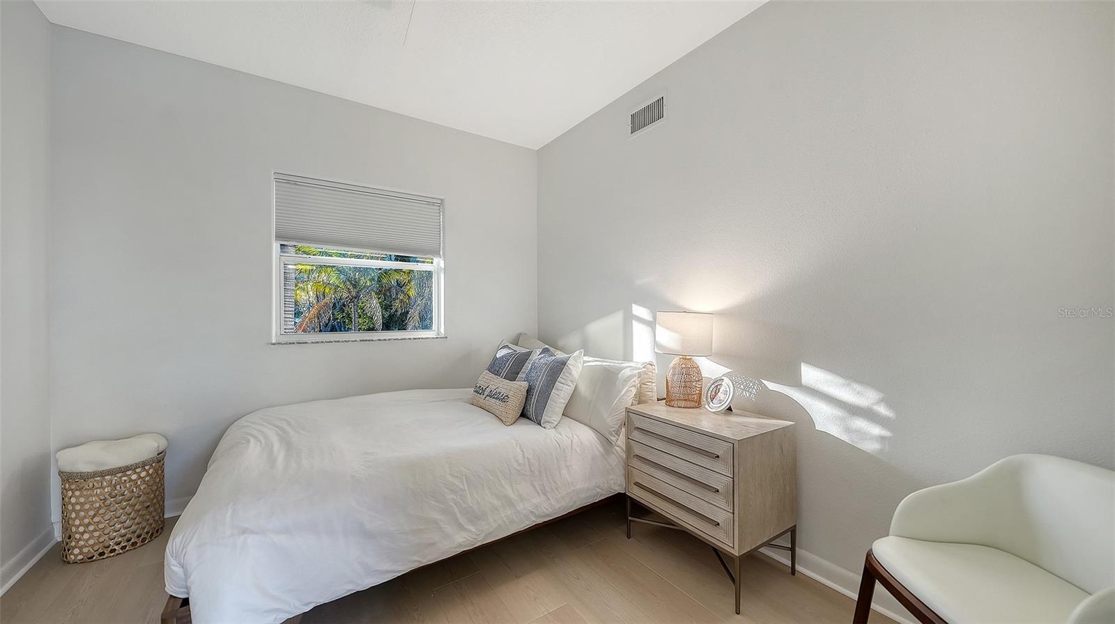 Image 17 of 38 For 1168 Westway Drive