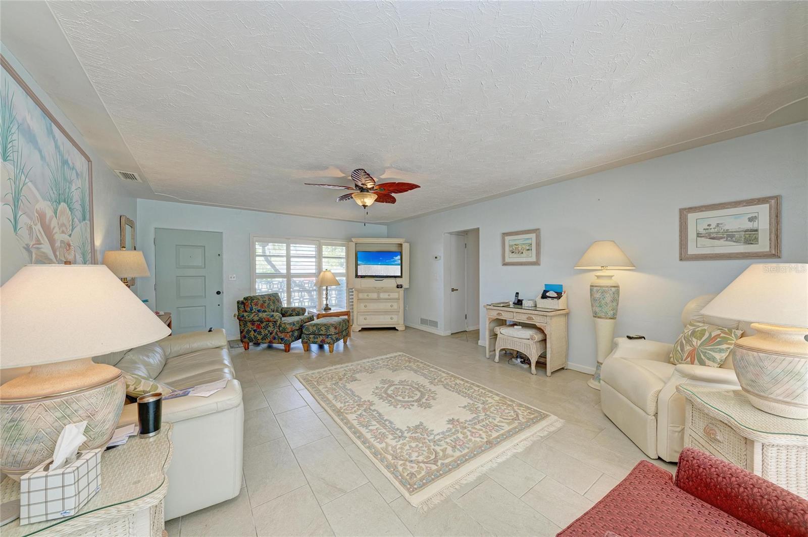 Image 13 of 43 For 3040 Tyrone Lane