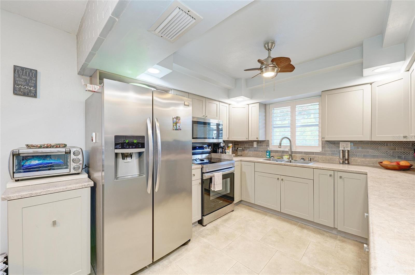 Image 20 of 43 For 3040 Tyrone Lane