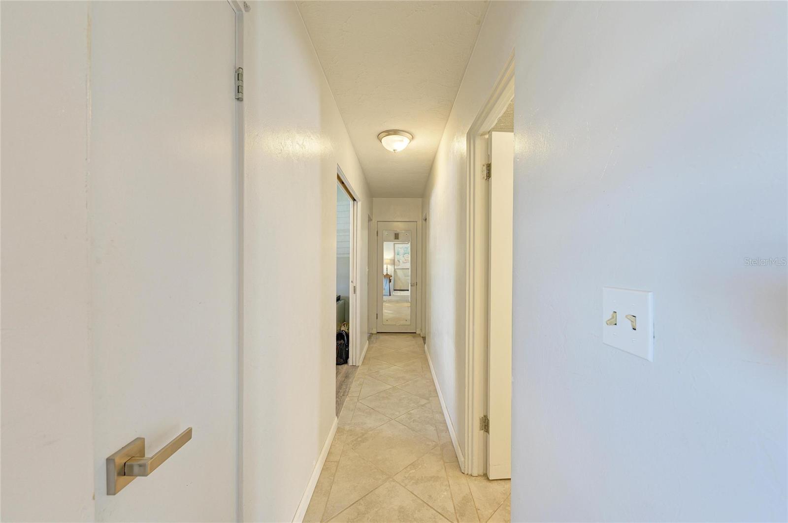 Image 21 of 43 For 3040 Tyrone Lane