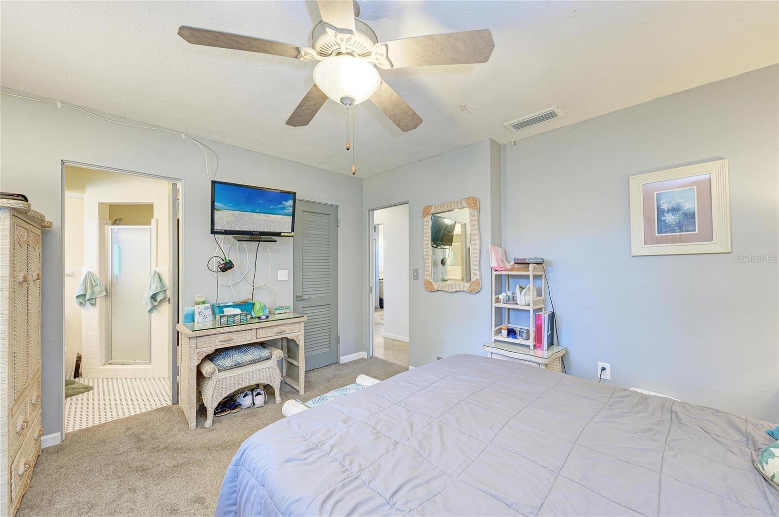 Image 24 of 43 For 3040 Tyrone Lane