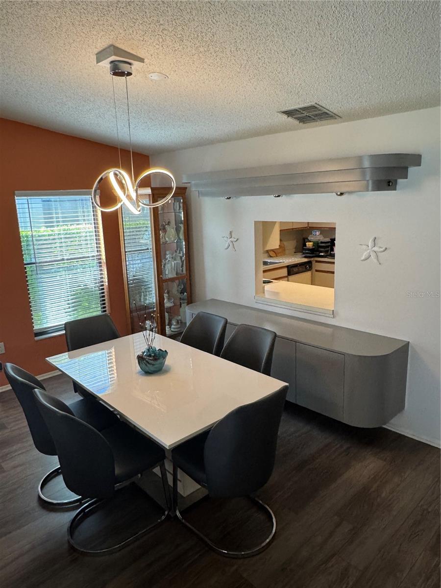 Image 3 of 15 For 374 Oak Hill Drive 37