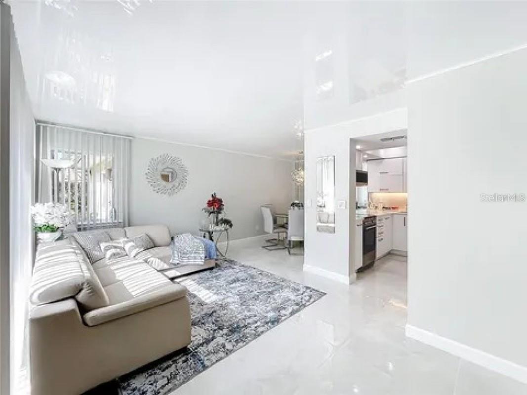 Image 7 of 13 For 1845 Bough Avenue B