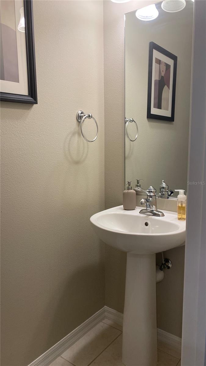 Image 20 of 28 For 3880 82nd Avenue Circle E 101