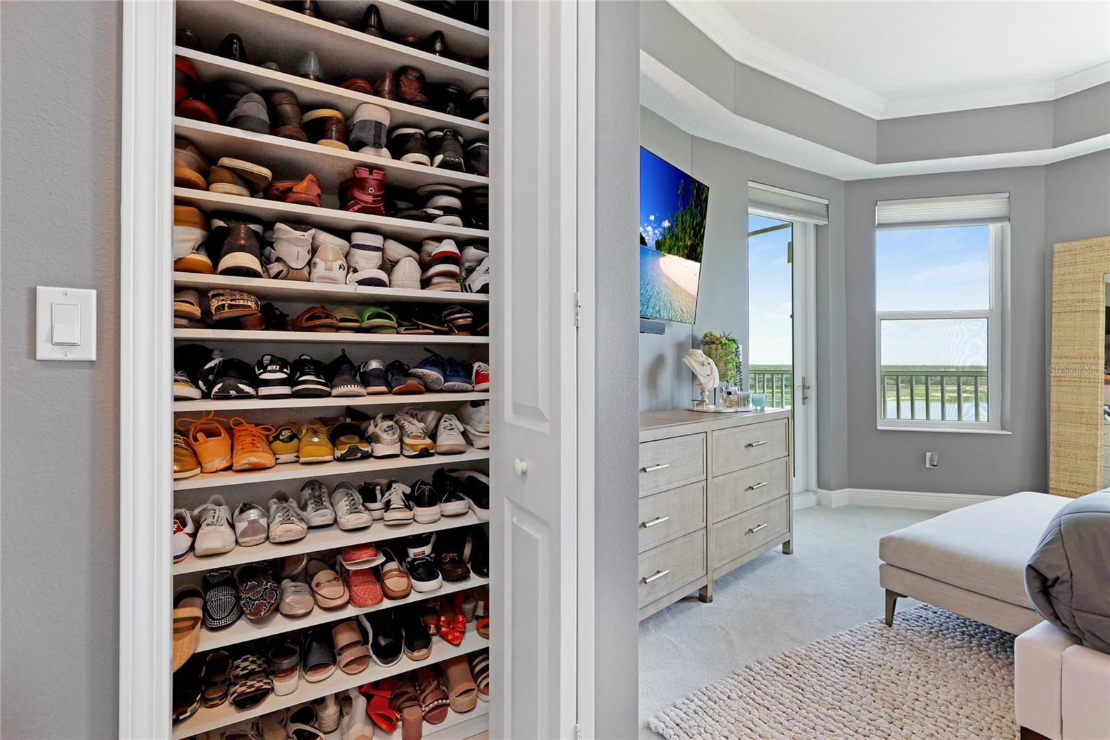 Image 22 of 55 For 10520 Boardwalk Loop 704