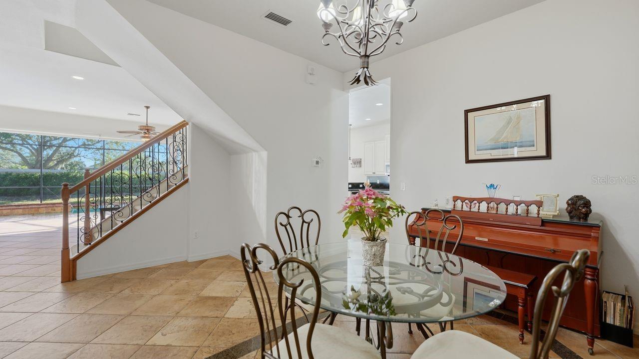 Image 30 of 88 For 6627 38th Lane E